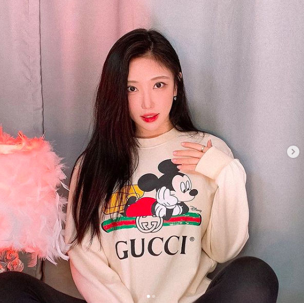 출처: 퀸미코 인스타그램