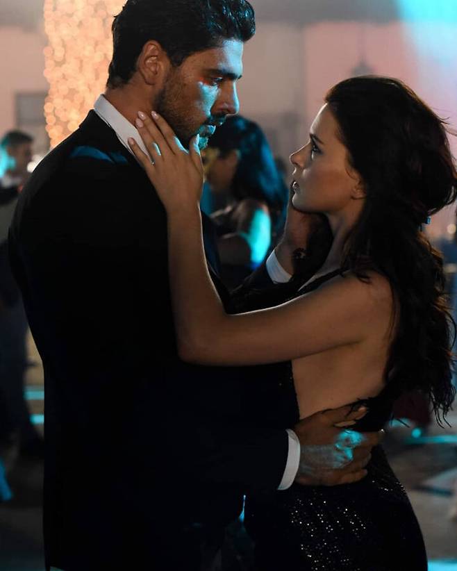 출처: 배우 '안나 마리아 시에클루츠카' 공식 인스타그램 / @anna_maria.sieklucka