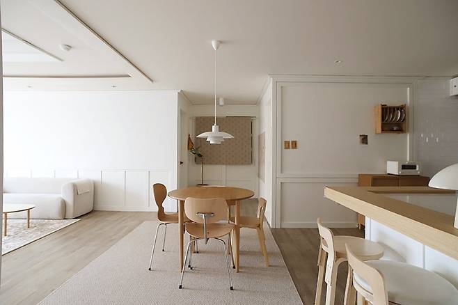 출처: <의자> 제품 정보 보러 가기 (▲이미지 클릭)