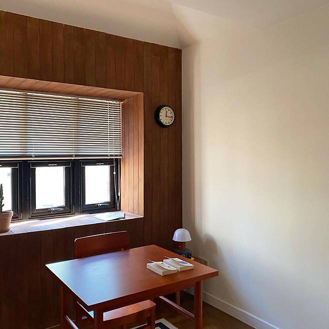 출처: <책상> 제품 정보 보러 가기 (▲이미지 클릭)