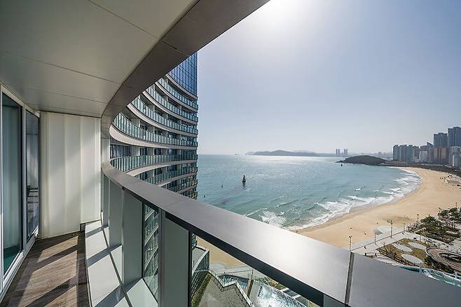 출처: ©Yanolja Visual lab