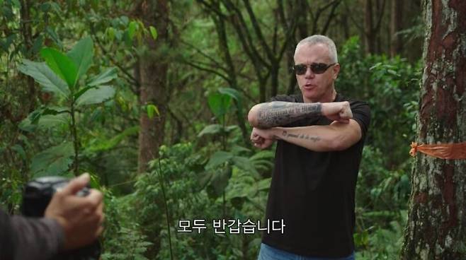 출처: '다크 투어리스트: 어둠을 찾아가는 사람들'