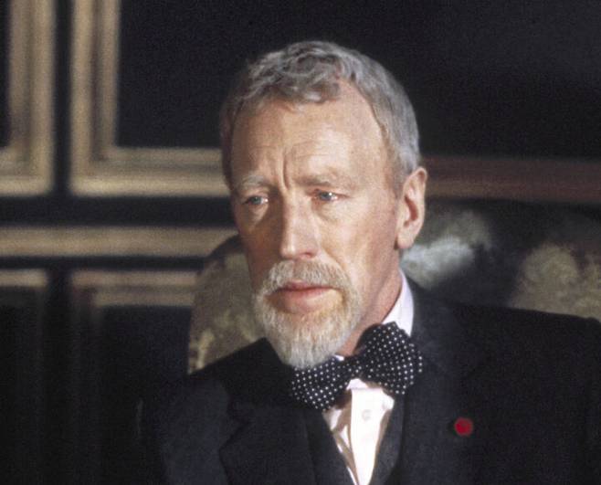 출처: 영화 <007 네버 세이 네버 어게인> 사진 ⓒ 워너 브러더스 코리아㈜