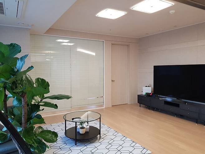 출처: 사진 속 인테리어를 하이마트 APP에서 보기 (사진 클릭▲)