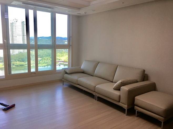 출처: <소가죽소파> 등 제품정보 모아보기(▲이미지클릭)