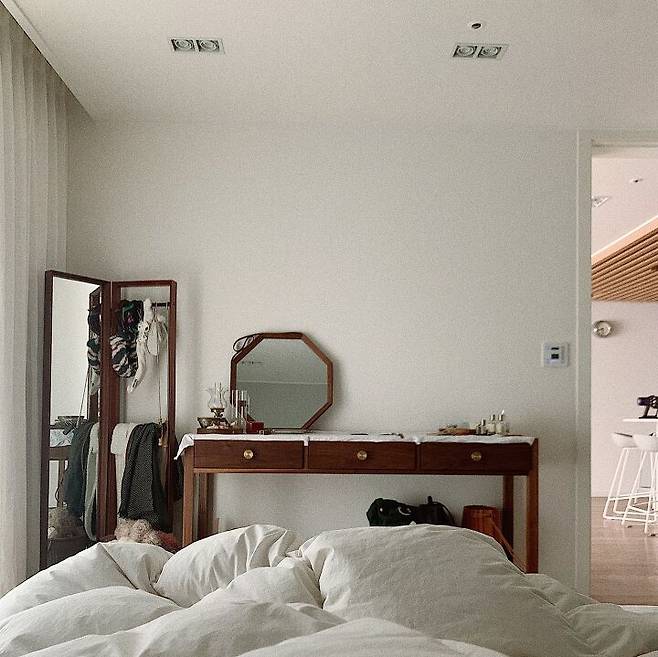 출처: <거울><전신거울> 등 제품정보 모아보기(▲이미지클릭)