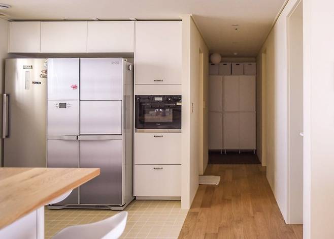 출처: <벽수납장><신발장> 등 제품정보 보러가기(▲이미지클릭)