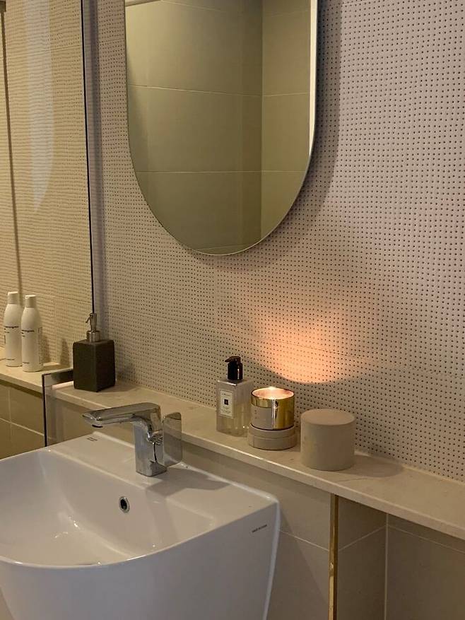 출처: <세면대> <타일> 제품 정보 보러가기 (▲이미지 클릭)