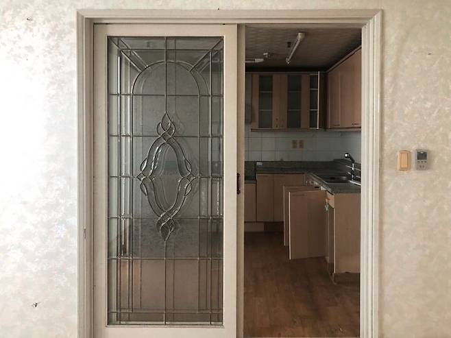 출처: 오늘의집 온라인 집들이 보러가기 (▲ 이미지 클릭)