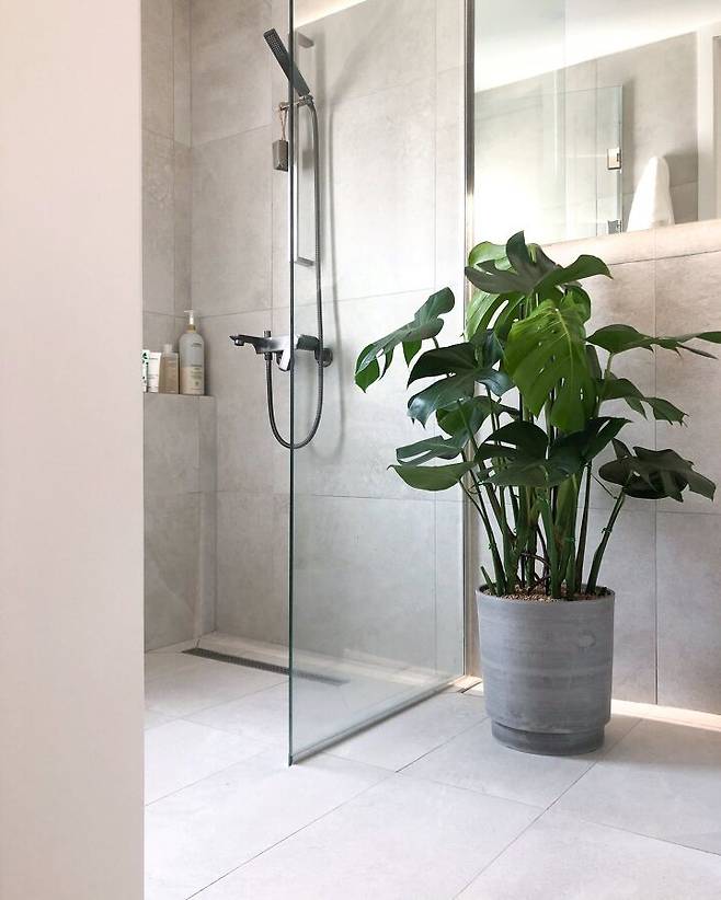 출처: 오늘의집 온라인 집들이 보러가기 (▲ 이미지 클릭)