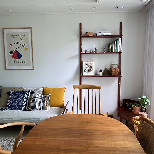 출처: <벽선반> 정보 보러가기 (▲이미지 클릭)