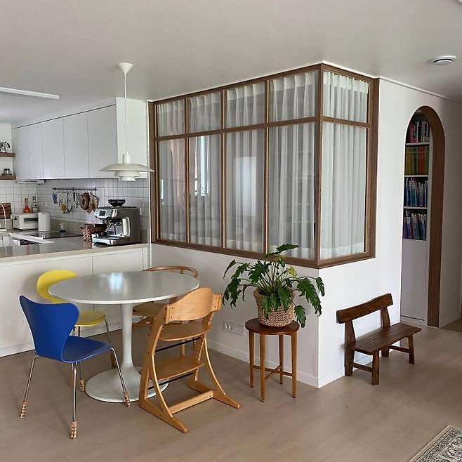 출처: <테이블> 정보 보러가기 (▲이미지 클릭)