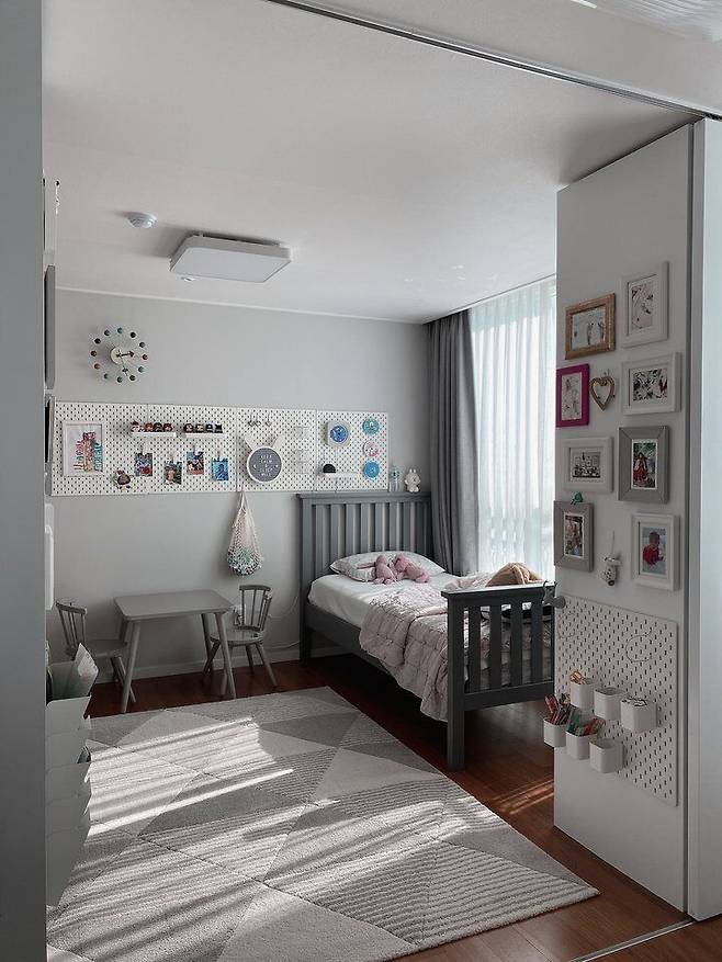 출처: <침대> 정보 보러가기 (▲이미지 클릭)