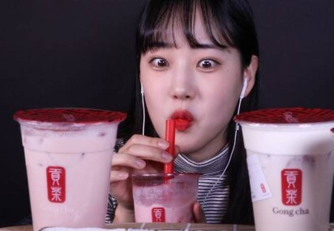 공차 신메뉴 딸기 음료 4종 다 먹어본 솔직 후기 | 비디오 빌리지
