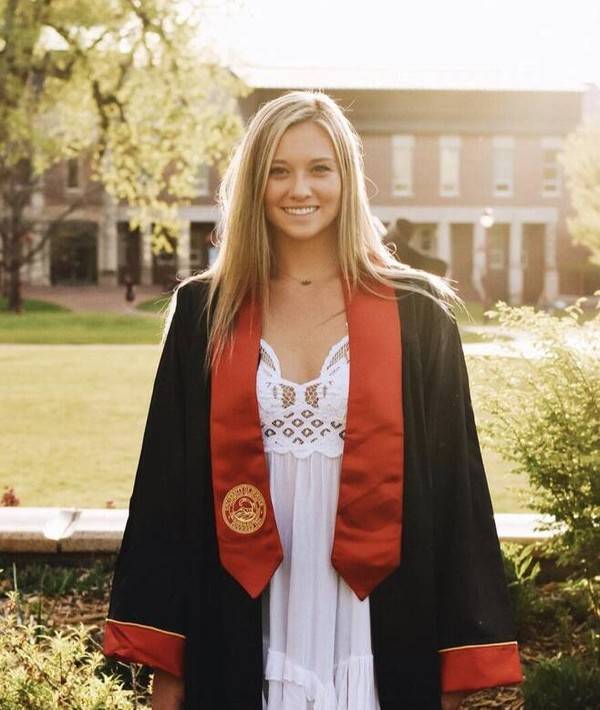 [사진=레베카 라셈 인스타그램 계정]