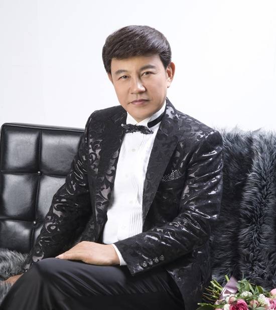 가요 100년사 불후의 명곡 '잃어버린 30년'. 83년 KBS 특별 생방송 '이산가족을 찾습니다'에 출연해 부른 데뷔곡 '잃어버린 30년'은 설운도의 가수인생을 바꾸는 계기가 됐다. /루체엔터테인먼트 제공