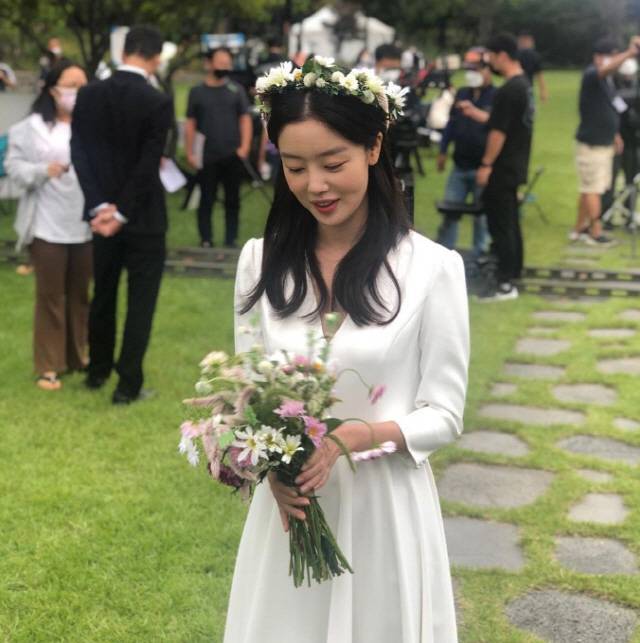 Han Sun hwa A Year Ago In Winter Twice Marriage S Right Gyeonggang Line Undercover 