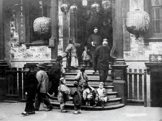 푸안천조약 체결 후 중국인들의 미국 이민이 줄을 이었다. 20세기 초반 샌프란시스코의 차이나타운. [사진 김명호]