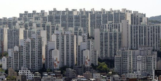 지난달 30일 서울시 아파트 단지의 모습. 뉴시스
