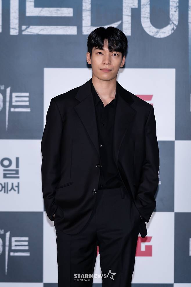 위하준 '포즈는 시크하게'[★포토]