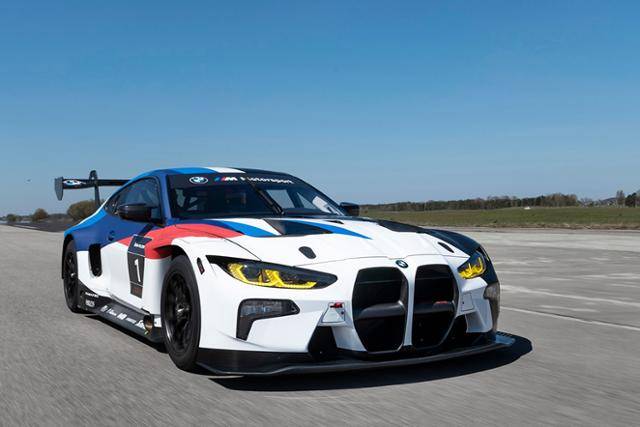 BMW의 새로운 GT 레이스카, 2022 BMW M4 GT3가 공개되었다.