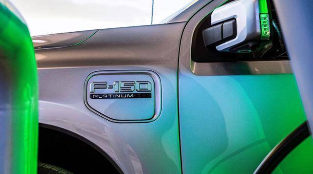 포드 F-150 라이트닝 리뷰