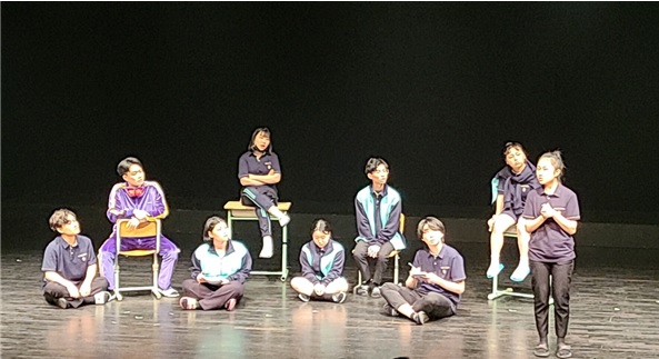 2021년 전북청소년연극제에서 대상을 수상한 전주제일고 연극부 까멜레온 공연 모습