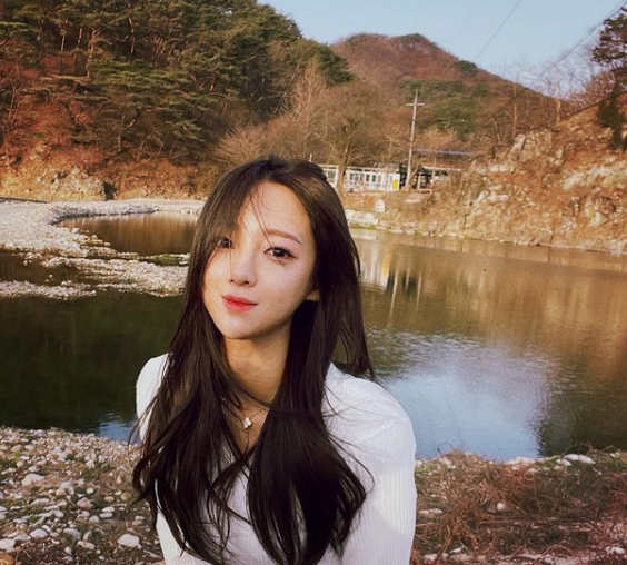 BJ 외질혜(본명 전지혜)가 남편인 BJ 철구와 이혼한 가운데 심경을 전했다.  [사진=외질혜 인스타그램 ]