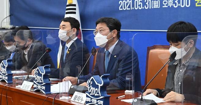 ▲더불어민주당 김승원 미디어혁신특별위원회 부위원장이 지난달 31일 서울 여의도 국회에서 열린 미디어혁신특별위원회 1차 회의에서 발언하고 있다. ⓒ연합뉴스