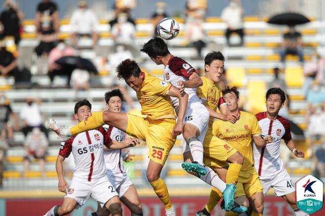 서울과 광주가 1-1로 비겼다.(한국프로축구연맹 제공)© 뉴스1