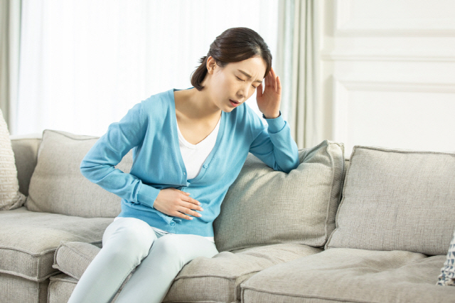 편두통을 앓는 임산부는 임신 합병증을 겪을 위험이 크다./사진=클립아트코리아