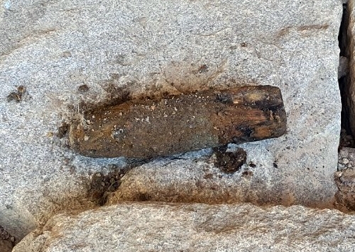부산 지하철 동래역 인근에서 포탄 의심물체가 발견됐다. 동래경찰서
