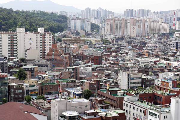 전셋값이 치솟자 보증금을 떼이는 사례도 늘었다. 사진은 서울 도봉구 창2동 전경. [매경DB]