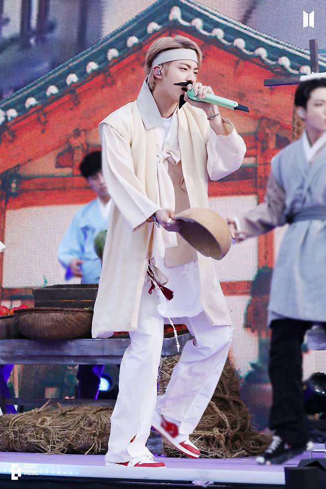 방탄소년단 진(BTS JIN)