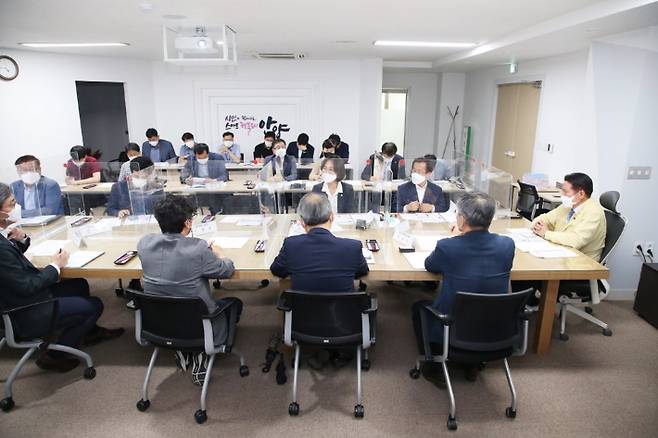 안양시는 지난 23일 '박달스마트밸리 연계 광역교통망 확충계획' 용역의 중간보고회를 개최했다. 안양시청 제공