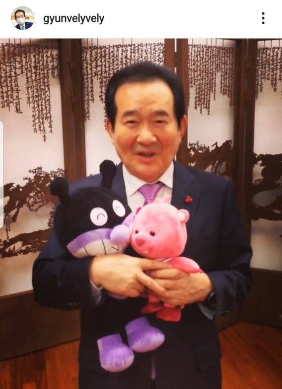 정세균 전 국무총리와 만화 '호빵맨'의 캐릭터 '세균맨'(왼쪽), '뽀로로'의 '루피'. 정세균 전 국무총리 인스타그램 캡처