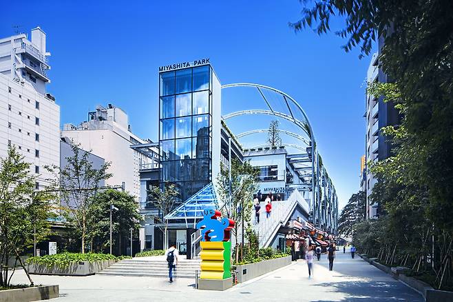 자연과 도시를 모두 감상할 수 있는 곳으로 새롭게 바뀐 미야시타 파크.