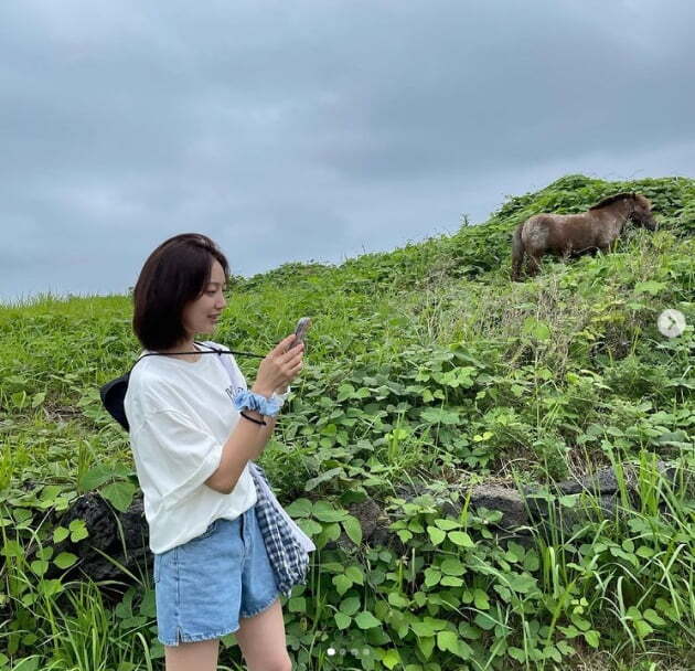 Actor Pyo Ye-jin has reported his recent situation.On June 6, he posted several photos without any comment through his instagram.In the photo, Ye Jin is enjoying healing while looking at the words grazing on the cool beach and Konyaspor grass.On the other hand, Pyo Ye-jin met with fans through SBS Drama Model Taxi.Photo: Voting SNS