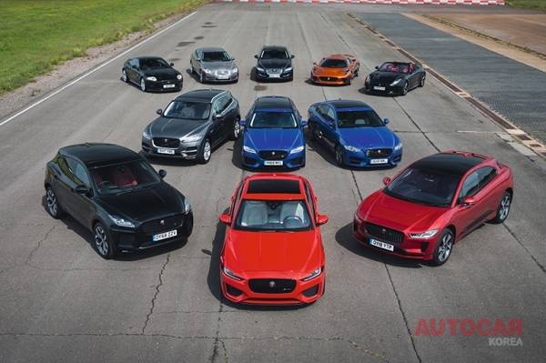 세단과 SUV는 버려졌지만 스포츠카는 살아남을 것이다