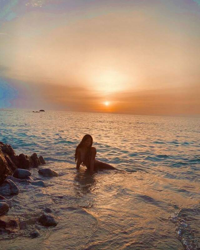 할리 베일리 SNS