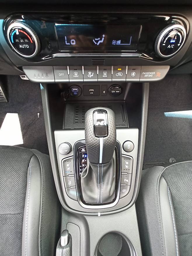 코나N 센터페시아.