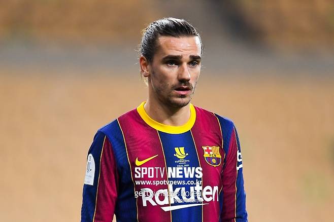 ▲ 바르셀로나는 그리즈만을 포함한 고액 연봉자를 올해 여름 처분해야 한다