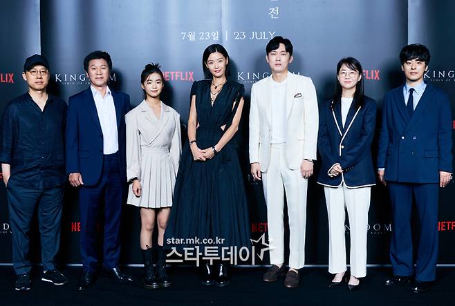 Actor Jeon Ji-hyun, Byeong-eun Park, Kimsia, Kimhwa, Koo Kyo-hwan, Kim Sung-hoon and Kim Eun-hee attended the production presentation.The event was conducted on-line with the influence of Corona 19.