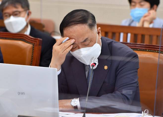 홍남기 경제부총리 겸 기획재정부 장관. (사진=연합뉴스)