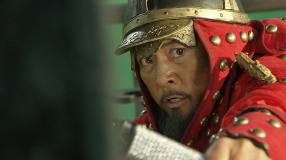 드라마 '임진왜란 1592'에서 충무공 이순신 장군 역할을 맡은 배우 최수종. 사진 KBS