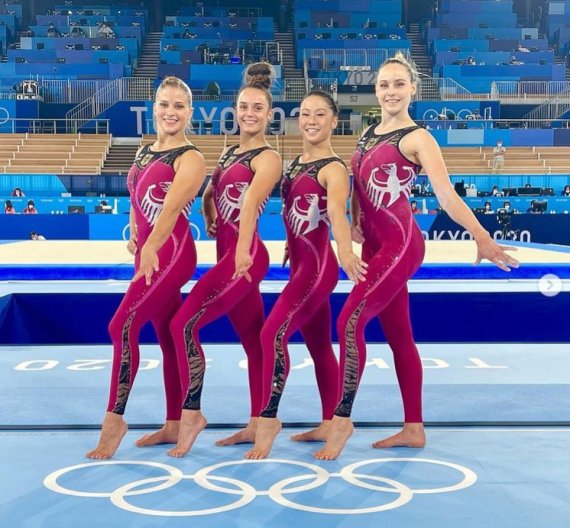 2020도쿄올림픽에 참가한 독일 여자 기계체조 대표팀이 원피스 수영복에 긴 소매만 덧대진 '레오타드' 유니폼이 아닌 몸통에서부터 발목까지 덮는 전신 유니폼인 '유니타드'를 입고 있다. /사진=뉴스1