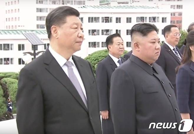 시진핑 중국 국가주석(왼쪽)과 김정은 북한 조선노동당 총비서 (CCTV 캡처) 2019.6.21/뉴스1