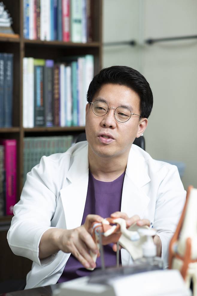 화정본정형외과 백승욱 원장