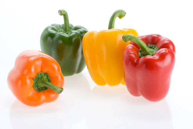 피망의 영양소를 지키려면 세로로 썰어야 한다./사진=클립아트코리아