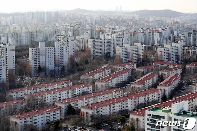 서울 양천구 목동 아파트 단지 전경. /사진제공=뉴스1